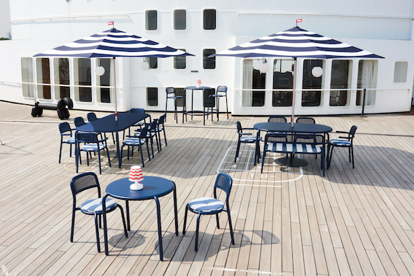 05_FATBOY_Toni-Family-Dark-Ocean_Moodpicture_SS_Rotterdam