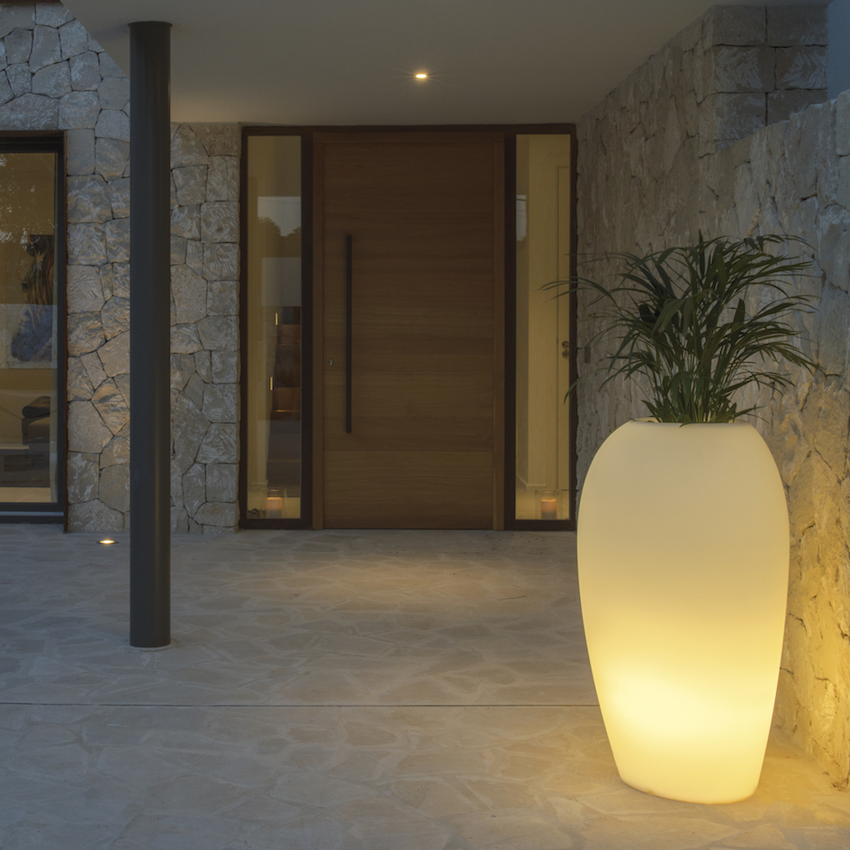 STORUS_V_beleuchtet_(ESL)